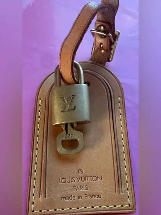 LOUIS VUITTON Vachetta Leather Luggage Tag With LV Lock And Key Set #322 - Picture 2 of 12